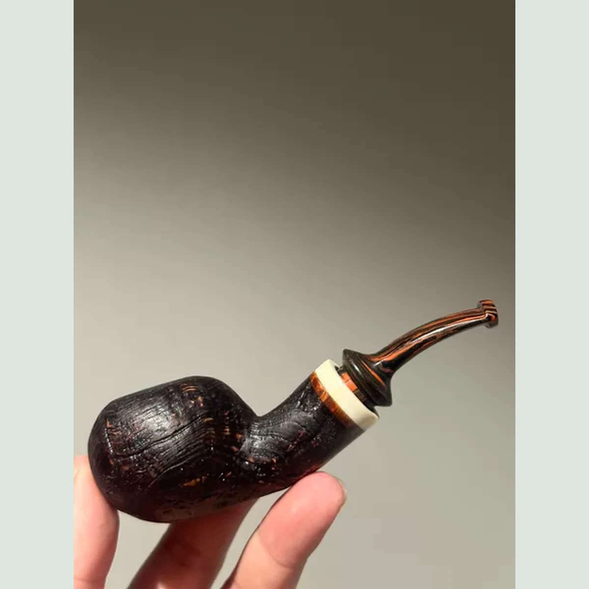 Apple Bent Cooling Chamber Solid Briar Wood Tobacco Pipe
