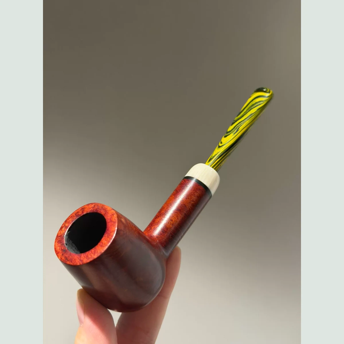 Billiard Straight Solid Briar Wood Tobacco Pipe visible shape and finish detail