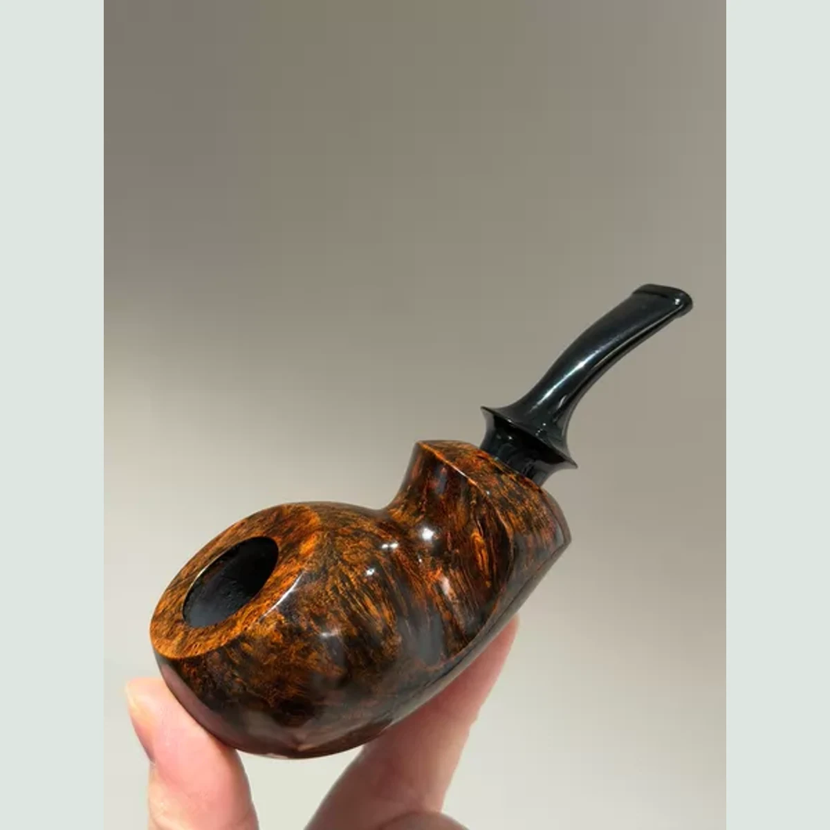Blowfish Bent Solid Briar Wood Tobacco Pipe