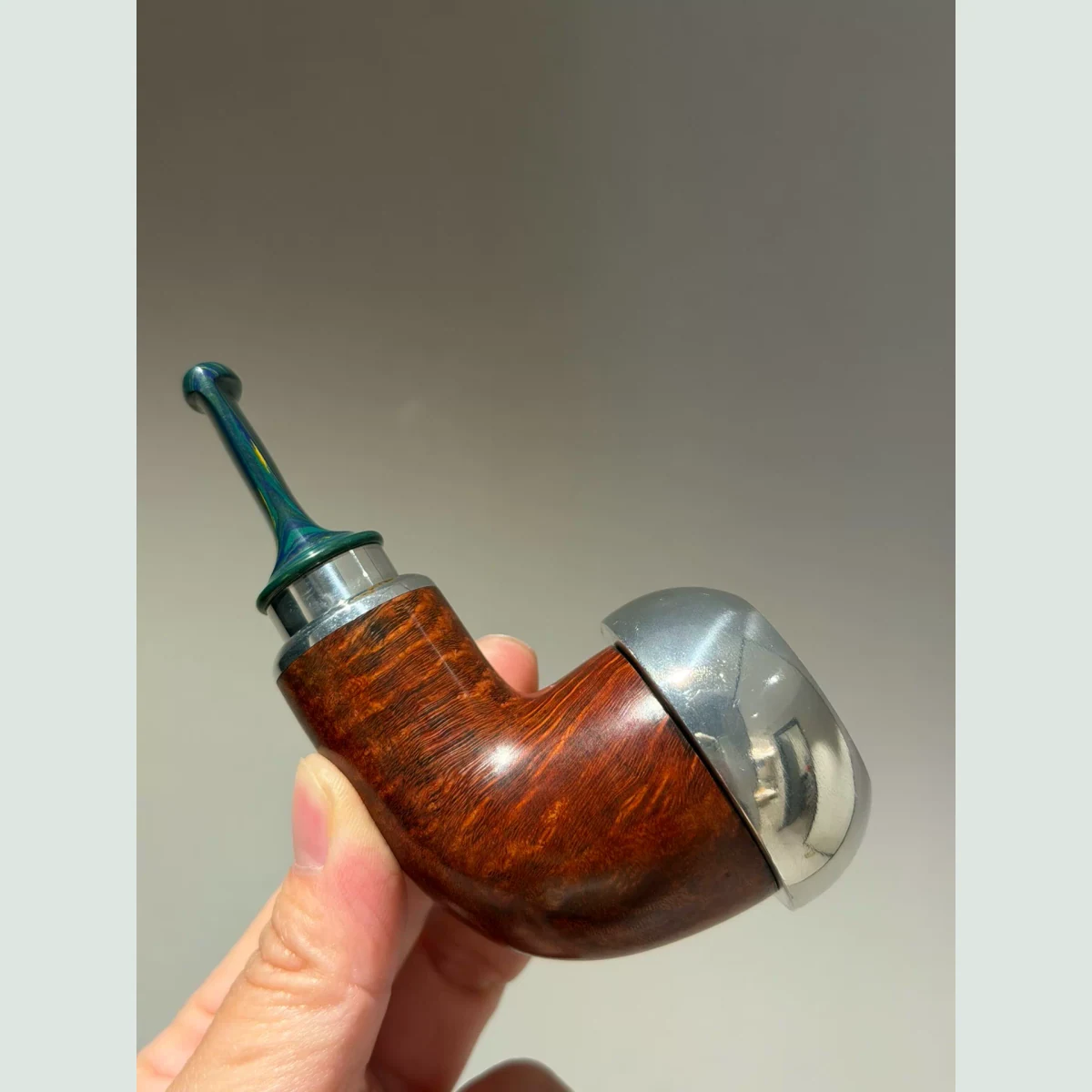 Classic Straight Cooling Chamber Nose Warmer Solid Briar Wood Tobacco Pipe supporting product view