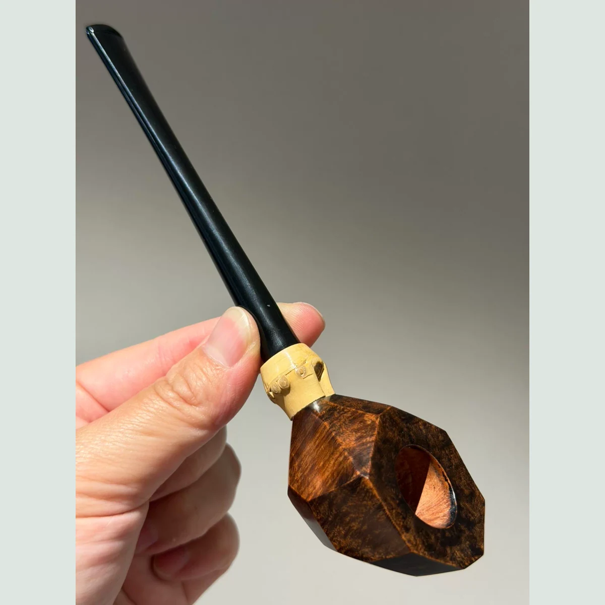 Diamond-Cut Classic Straight Handmade Solid Briar Wood Tobacco Pipe supporting product view