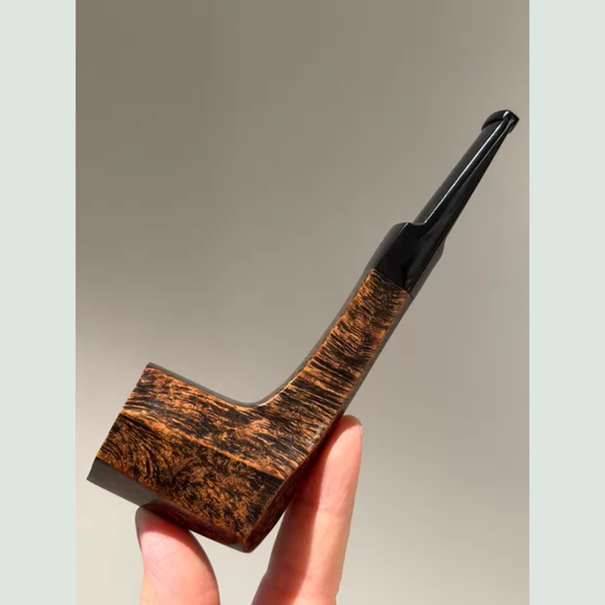Faceted Judge Freehand Sitter Solid Briar Wood Tobacco Pipe
