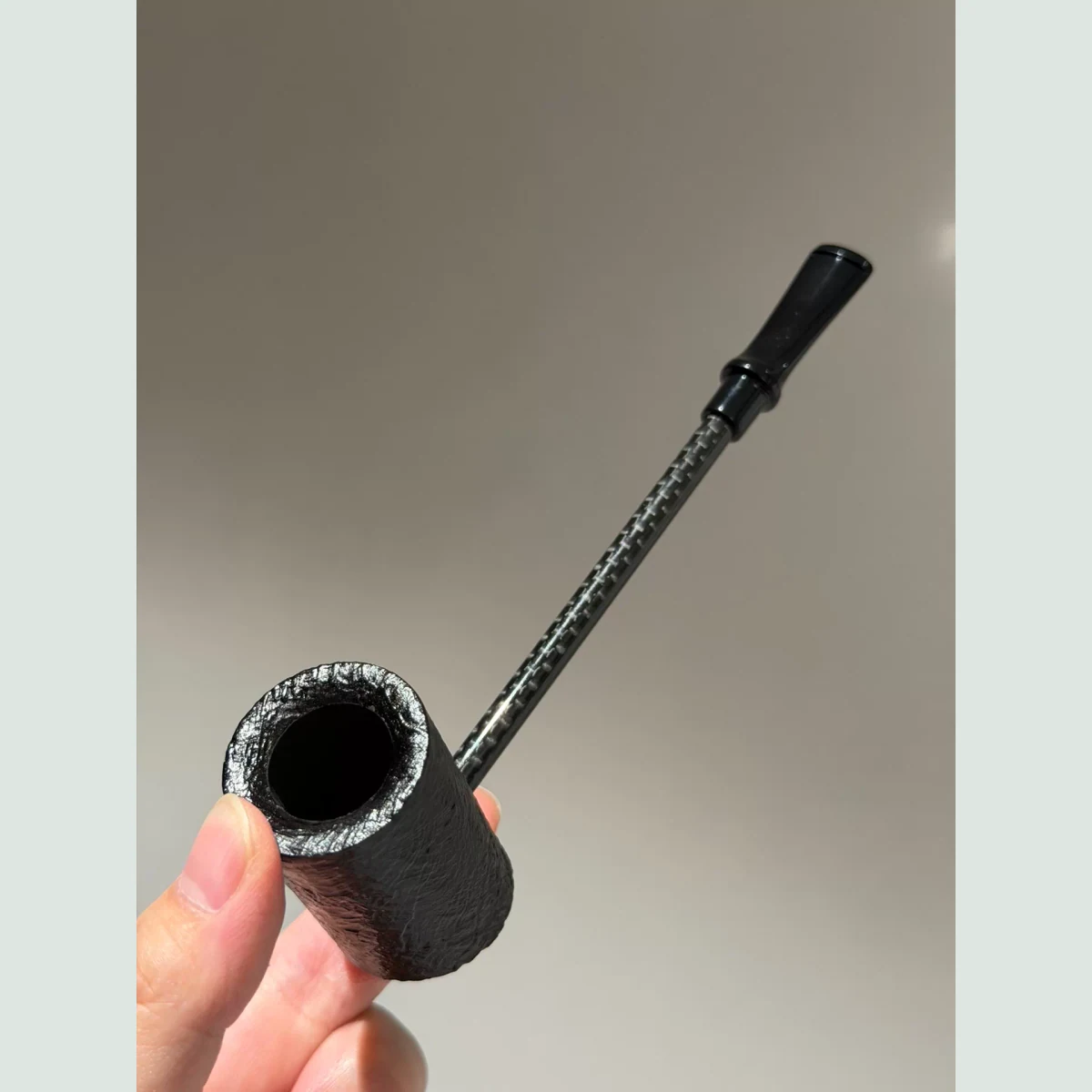Hammer Solid Briar Wood Tobacco Pipe visible shape and finish detail