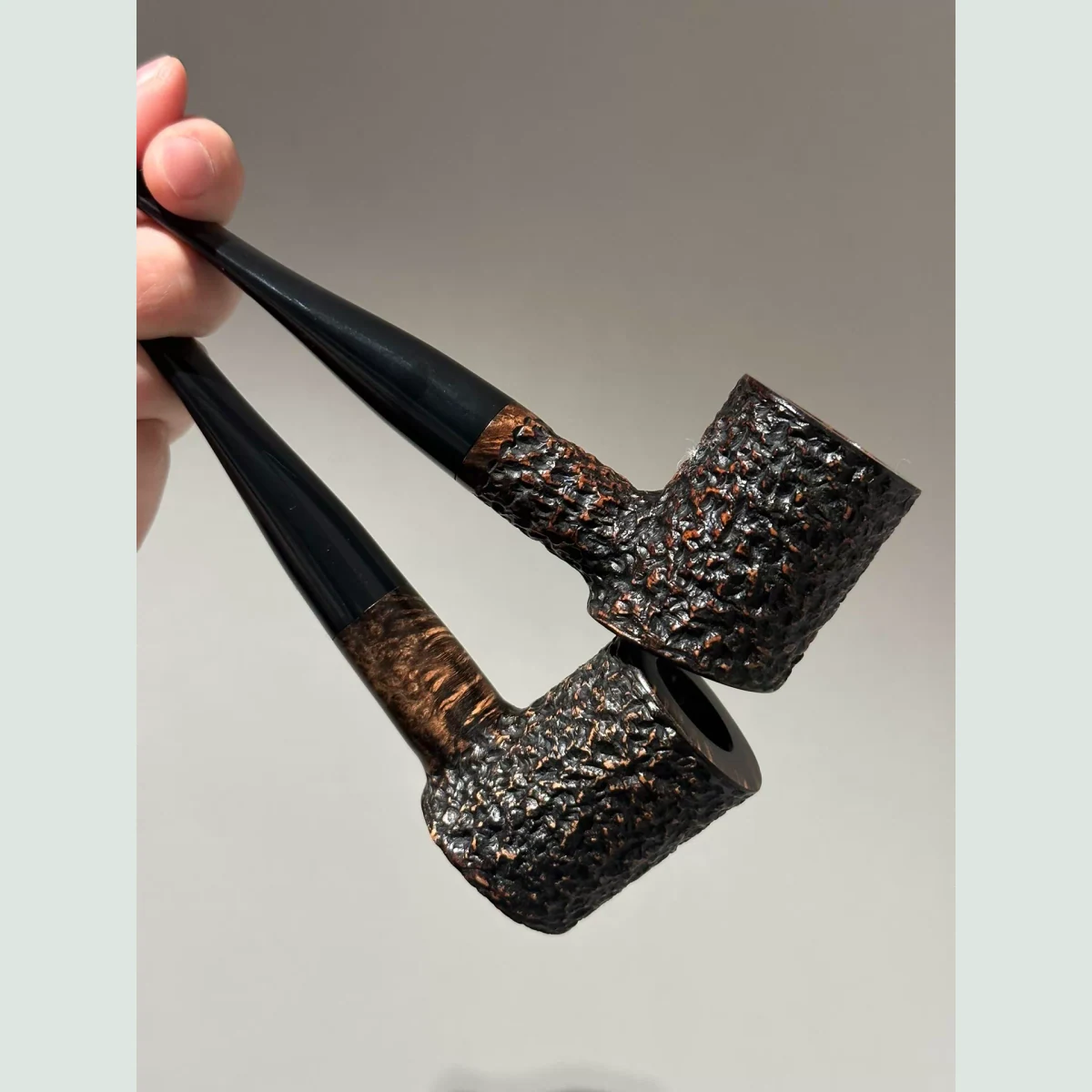 Hammer Straight Solid Briar Wood Tobacco Pipe visible shape and finish detail