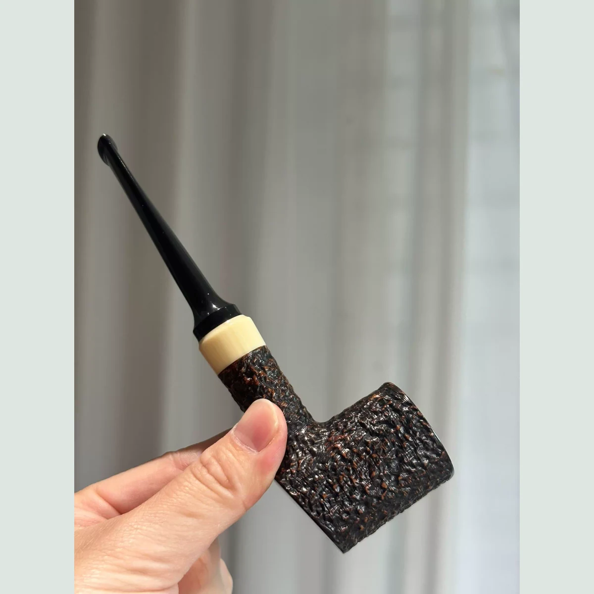 Hammer Straight Solid Briar Wood Tobacco Pipe supporting product view