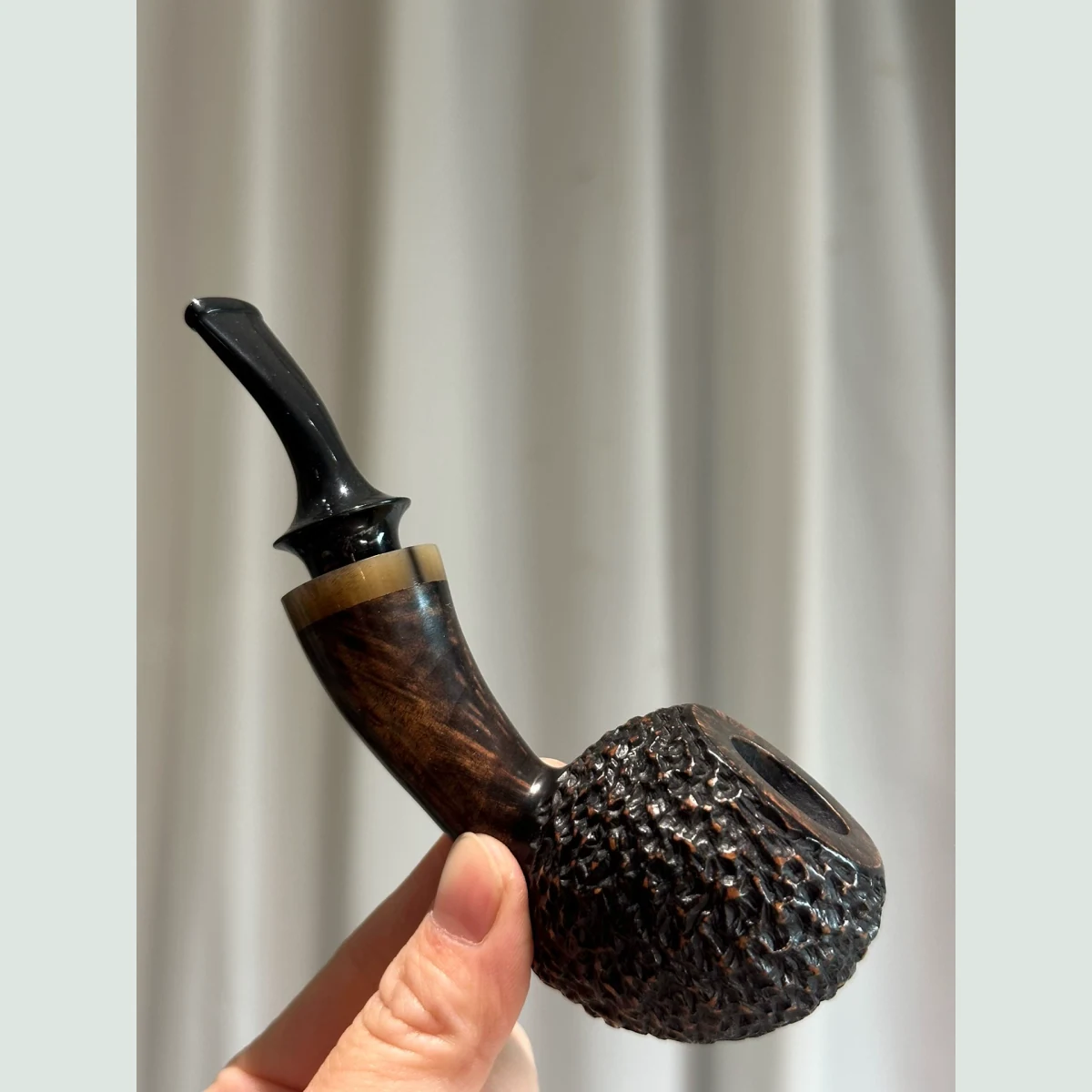 Large Acorn Bent Long Stem Solid Briar Wood Tobacco Pipe visible shape and finish detail