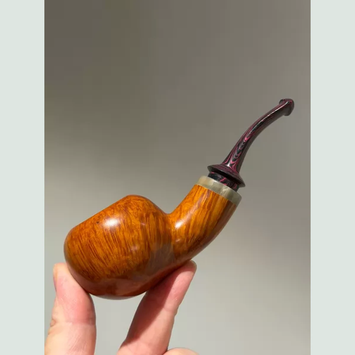 Natural Apple Cooling Chamber Saddle Stem Solid Briar Wood Tobacco Pipe