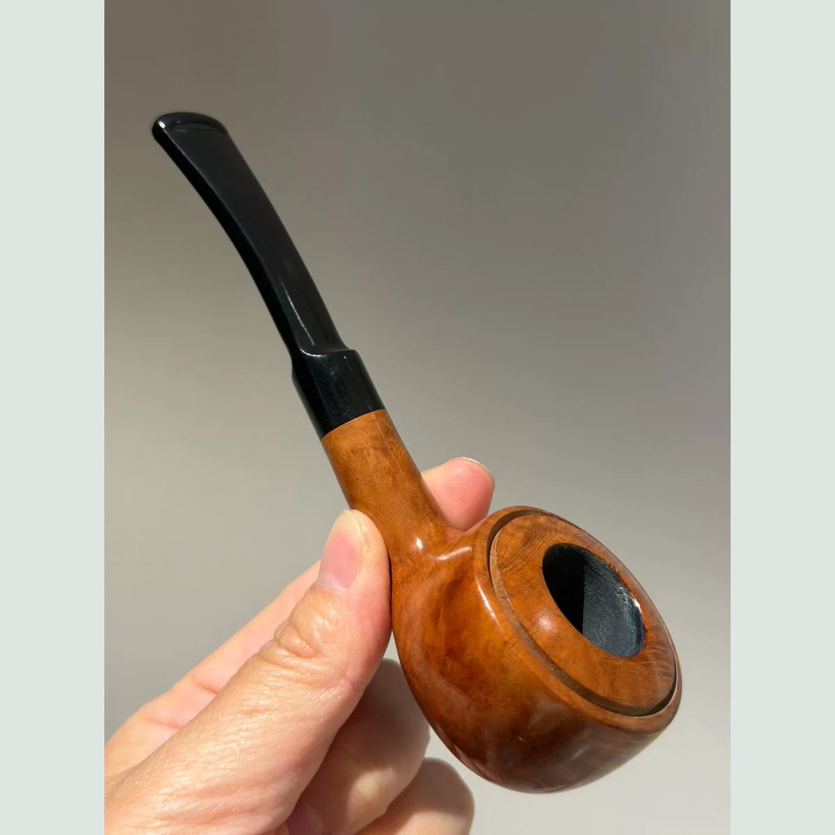 Natural Pan Solid Briar Wood Tobacco Pipe supporting product view