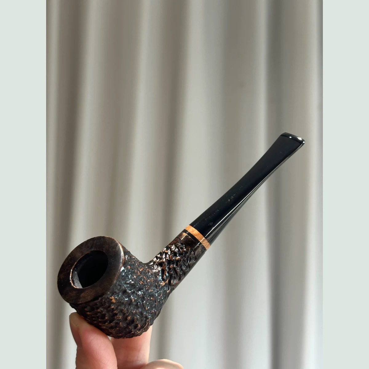 Rock Carved Billiard Straight Solid Briar Wood Tobacco Pipe visible shape and finish detail