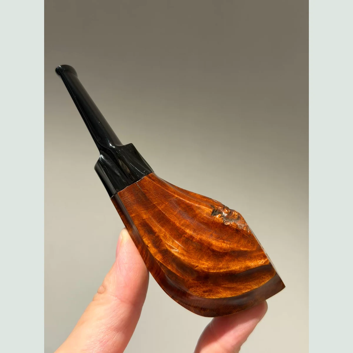 Rustic Burl Classic Freehand Solid Briar Wood Tobacco Pipe supporting product view