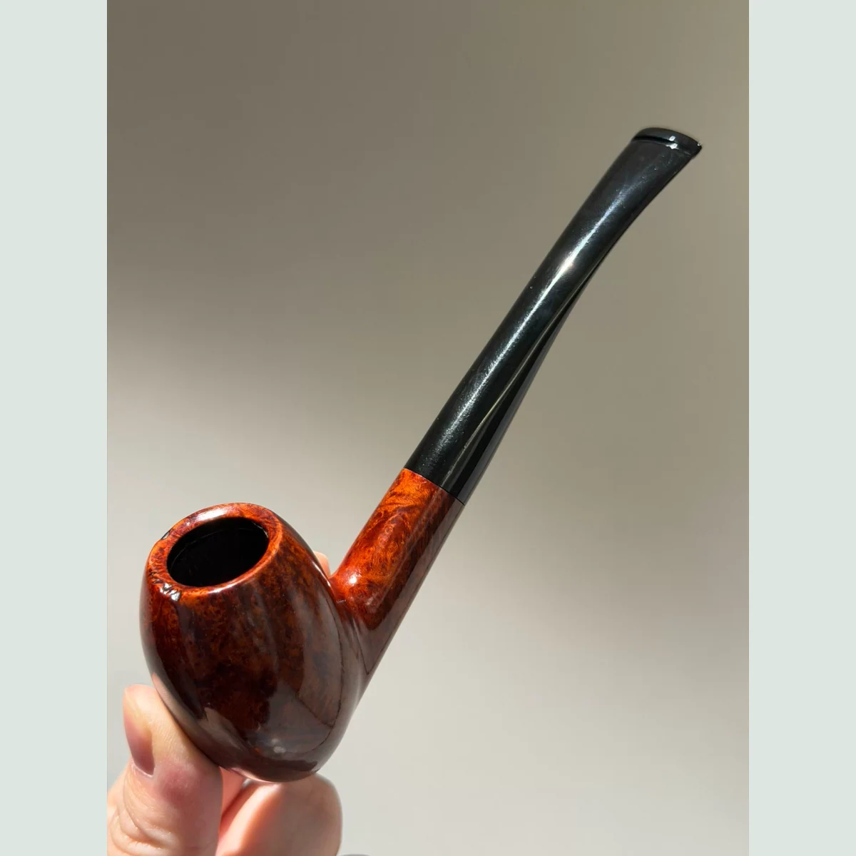 Rustic Burl Tulip Bent Solid Briar Wood Tobacco Pipe visible shape and finish detail
