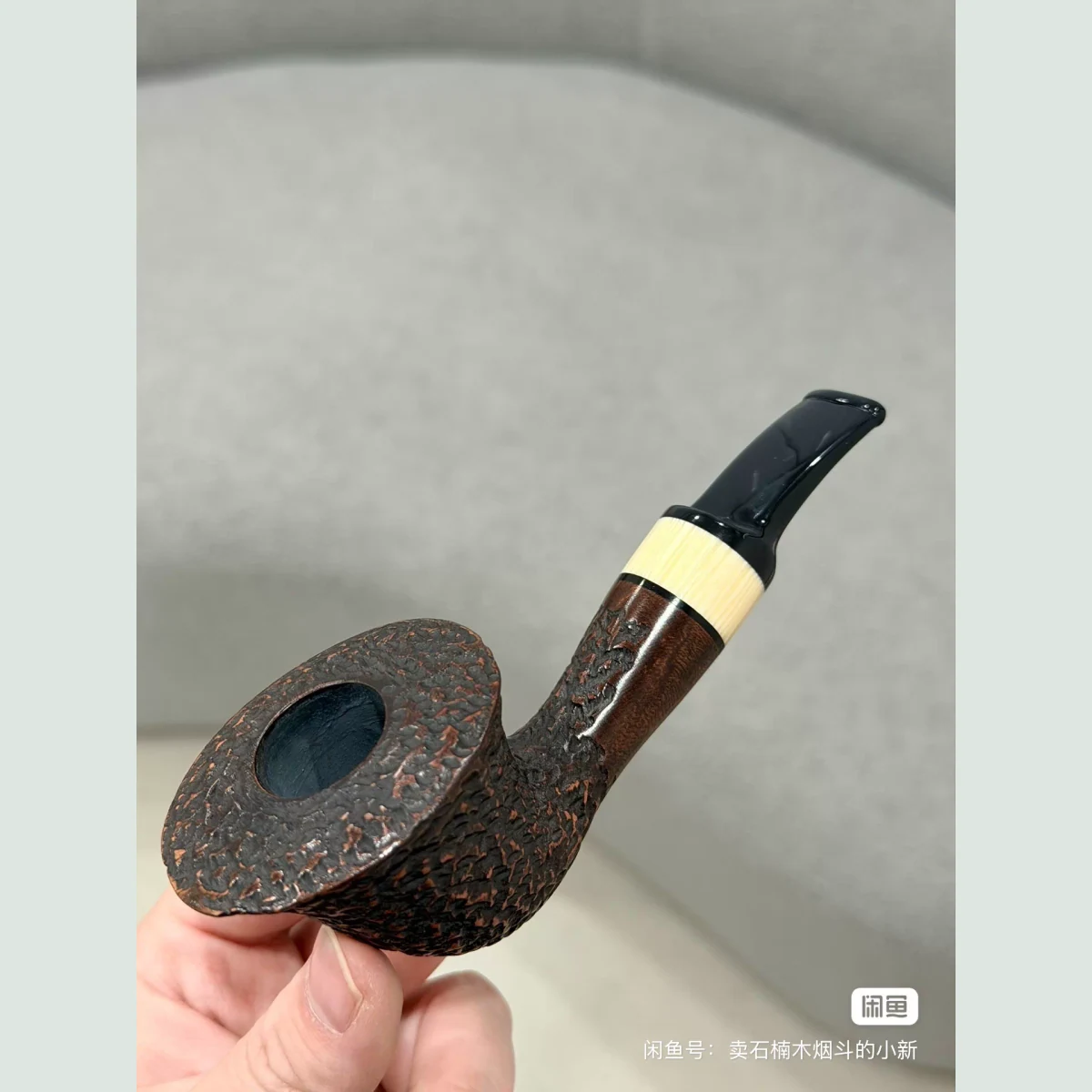 Saucer Dublin Bent Solid Briar Wood Tobacco Pipe visible shape and finish detail