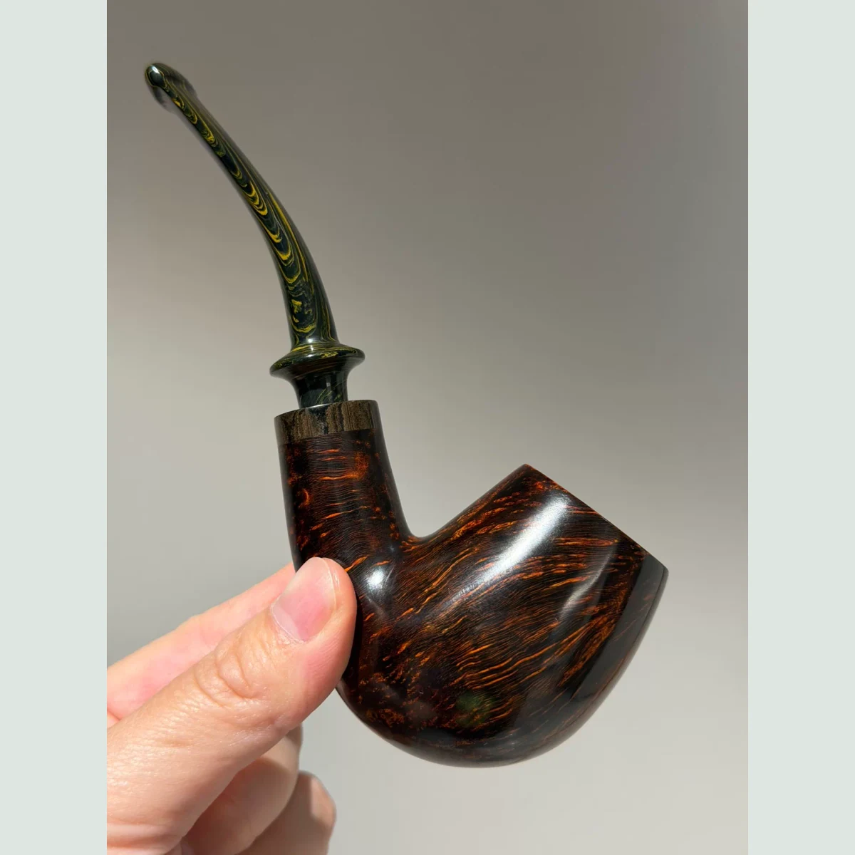 Sherlock Solid Briar Wood Tobacco Pipe supporting product view