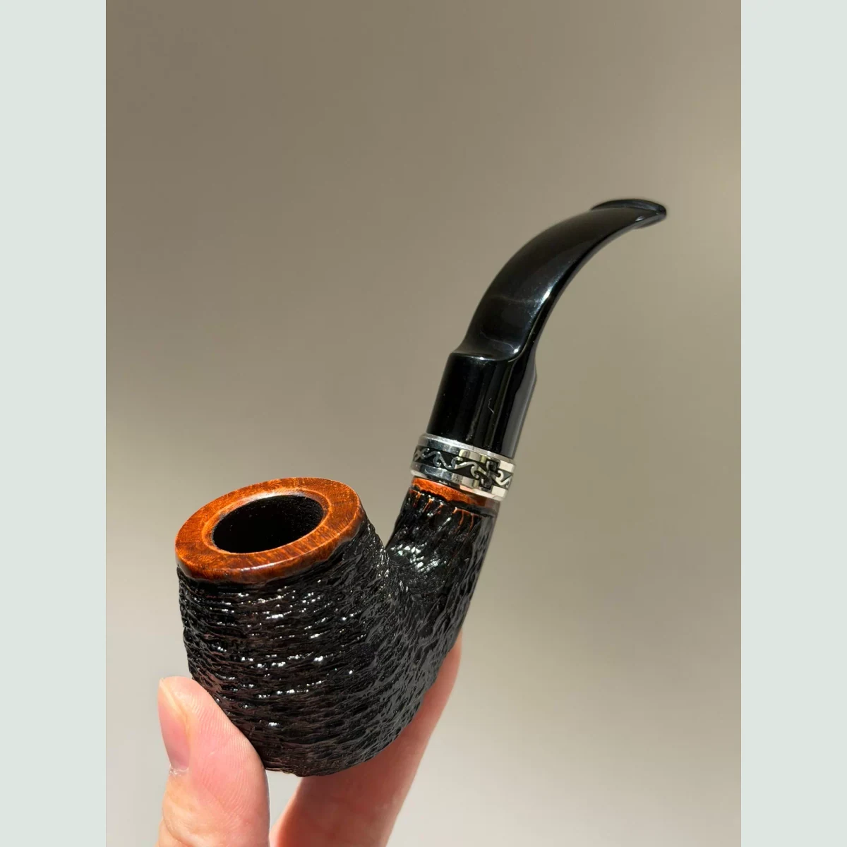 Sherlock Bent Solid Briar Wood Tobacco Pipe visible shape and finish detail