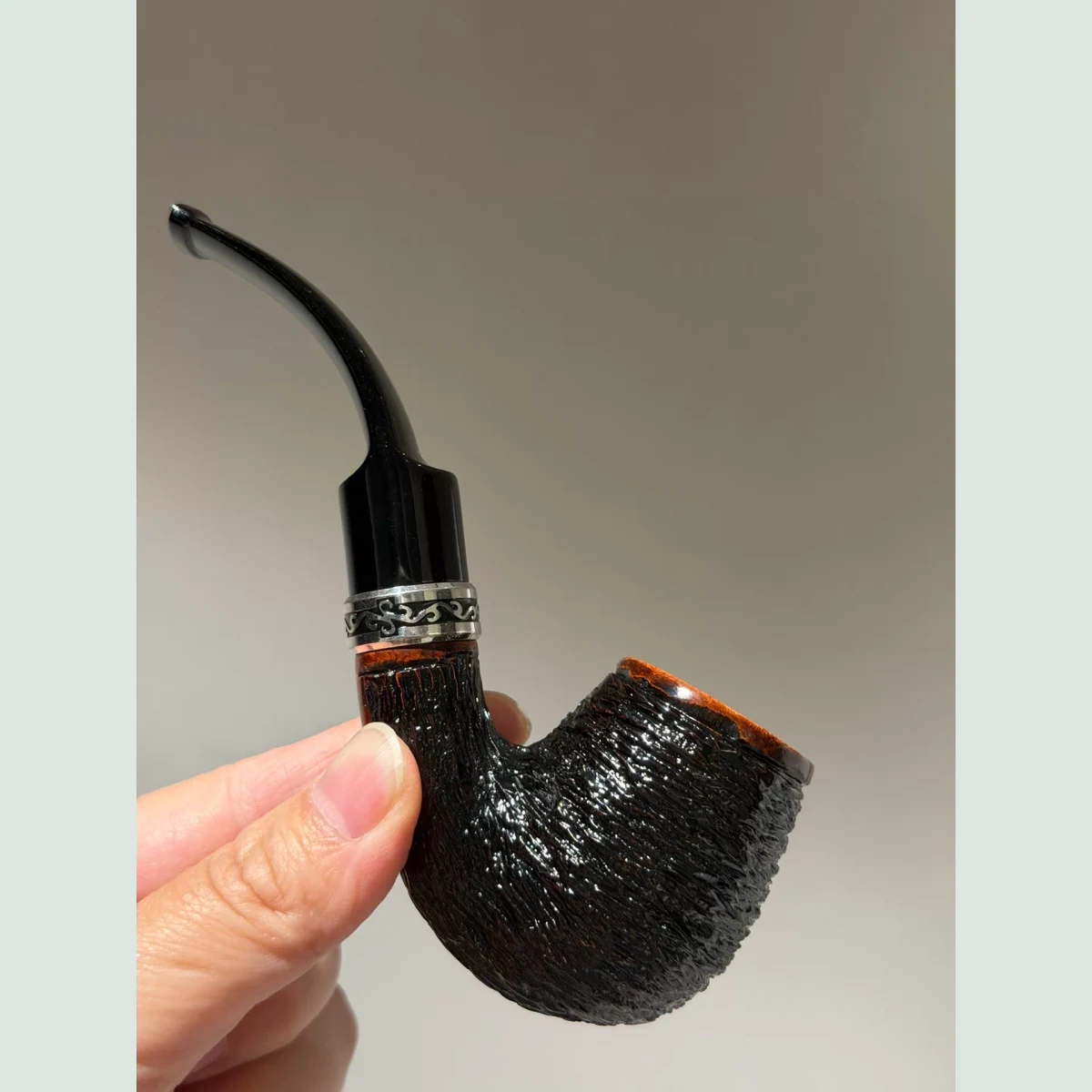 Sherlock Bent Solid Briar Wood Tobacco Pipe supporting product view
