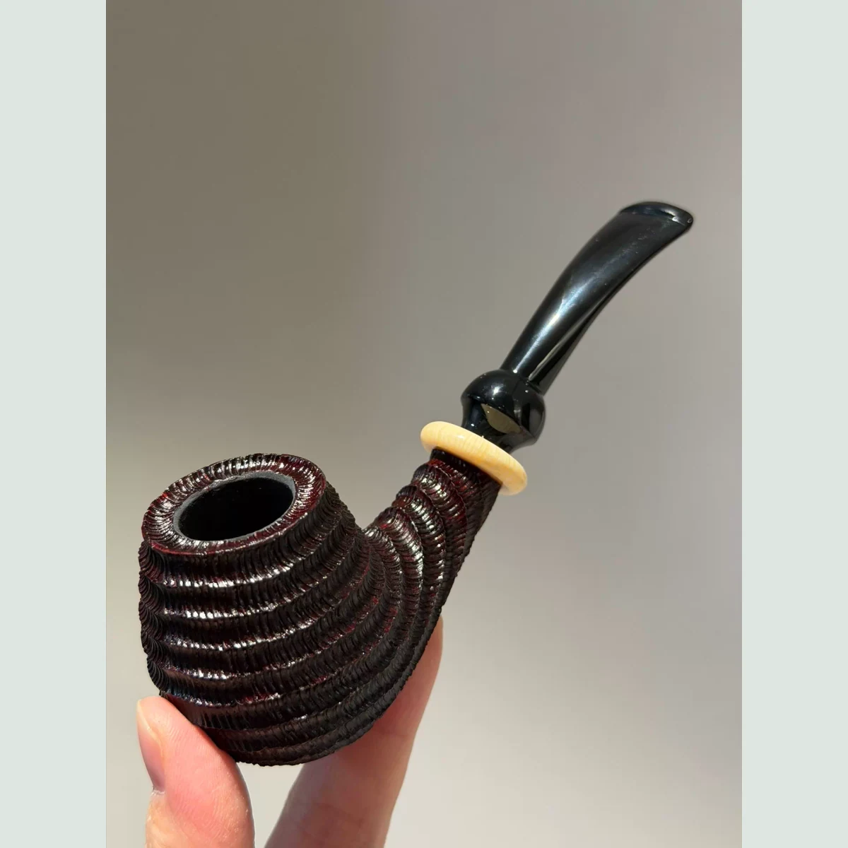 Spiral Classic Bent Handmade Solid Briar Wood Tobacco Pipe visible shape and finish detail