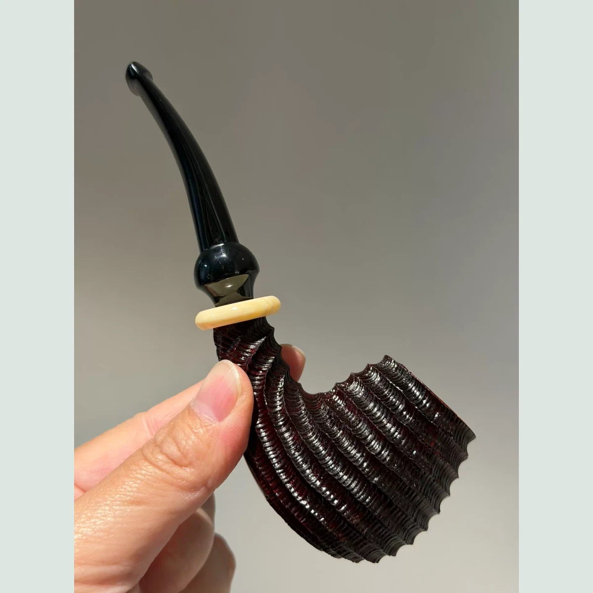 Spiral Classic Bent Handmade Solid Briar Wood Tobacco Pipe supporting product view