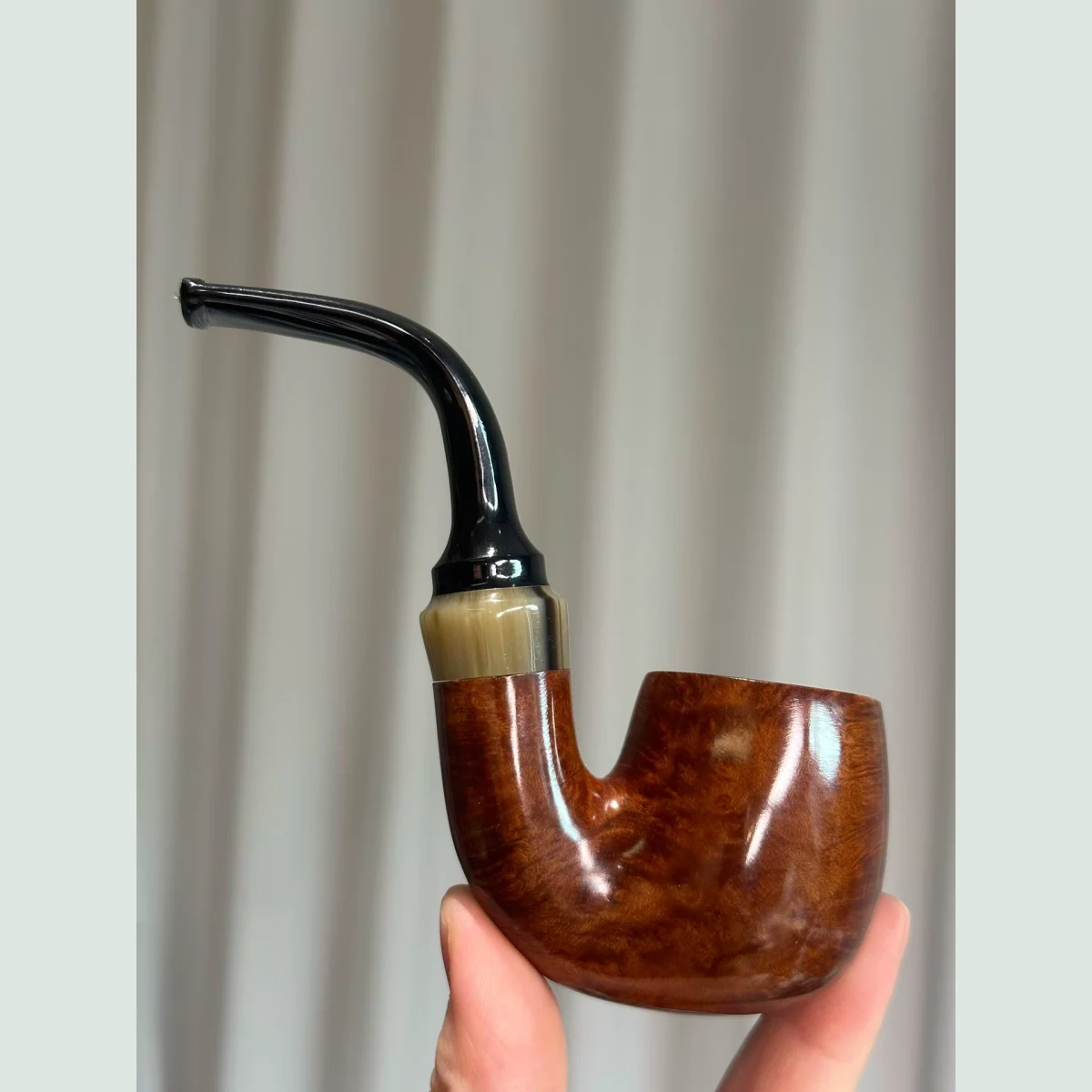 Stalin-Style Full Bent Solid Briar Wood Tobacco Pipe supporting product view
