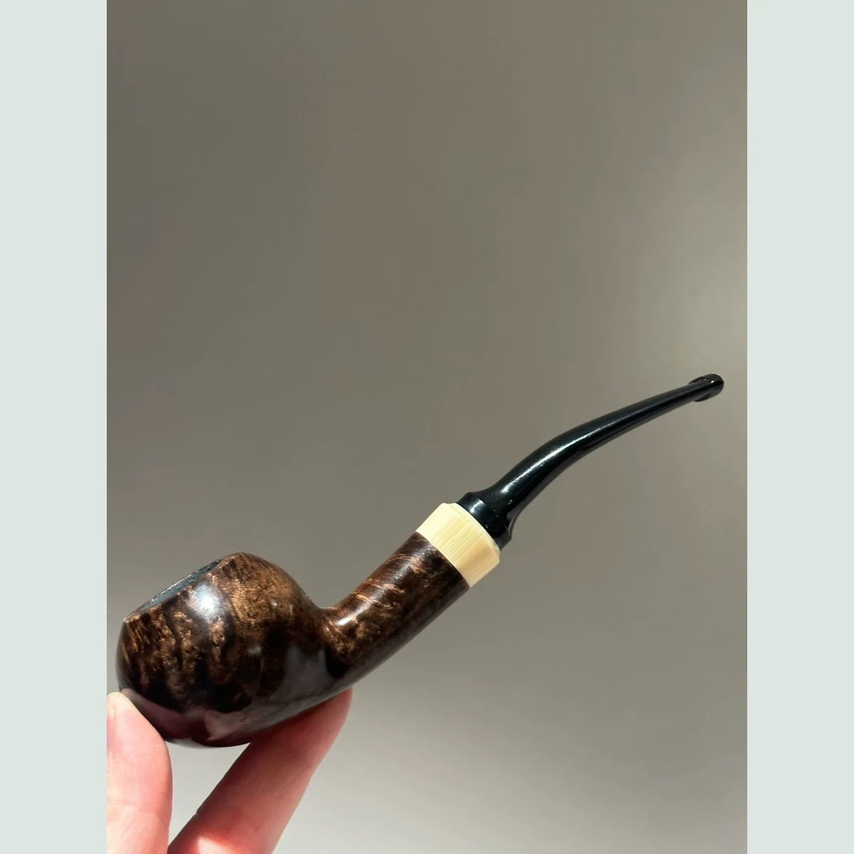 Tomato Apple Slightly Bent Solid Briar Wood Tobacco Pipe visible shape and finish detail