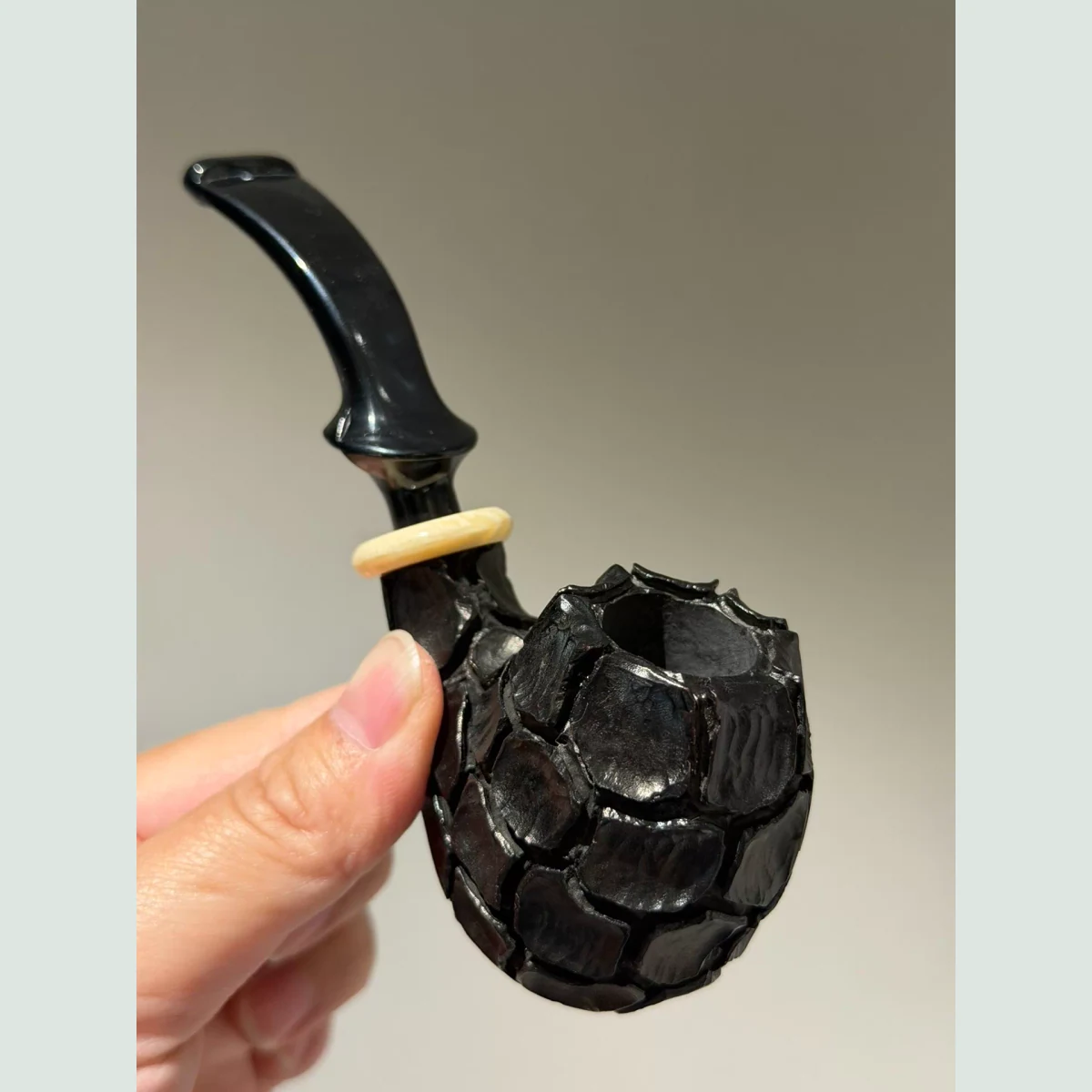 Tortoiseshell Carved Sherlock Bent Solid Briar Wood Tobacco Pipe visible shape and finish detail
