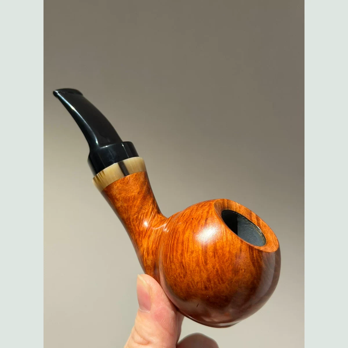 XL Dragon Claw Egg Cooling Chamber Solid Briar Wood Tobacco Pipe visible shape and finish detail