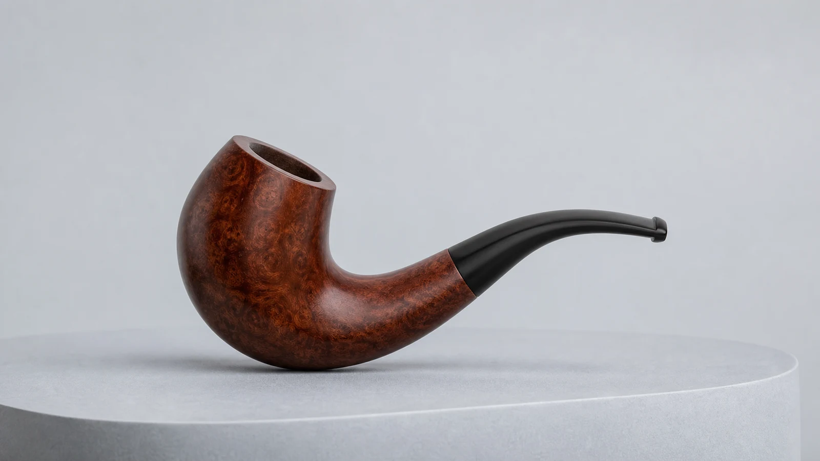 Full Bent Tobacco Pipes: How the Profile Differs